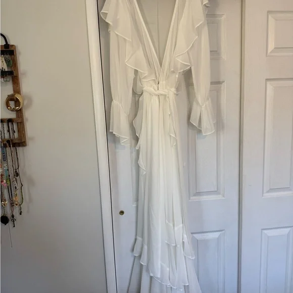 Homebodii Persephone Robe - White